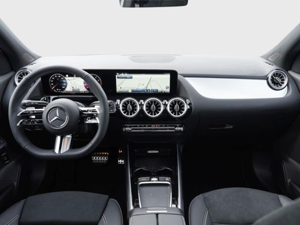 Mercedes-Benz GLA 200 AMG Night Navi Panorama 360° EasyPack