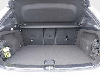 Mercedes-Benz GLA 200 AMG Night Navi Panorama 360° EasyPack