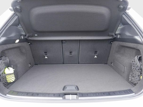 Mercedes-Benz GLA 200 AMG Night Navi Panorama 360° EasyPack