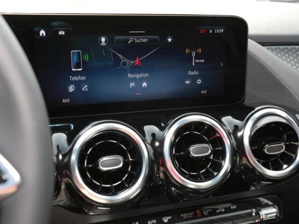 Mercedes-Benz GLA 220 4M Progressive Navi-Prem. Kamera WinterP Mercedes-Benz GLA 220 4M Progressive Navi-Prem. Kamera WinterP