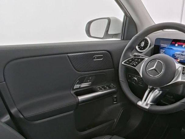 Mercedes-Benz GLA 220 4M Progressive Navi-Prem. Kamera WinterP Mercedes-Benz GLA 220 4M Progressive Navi-Prem. Kamera WinterP