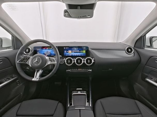 Mercedes-Benz GLA 220 4M Progressive Navi-Prem. Kamera WinterP Mercedes-Benz GLA 220 4M Progressive Navi-Prem. Kamera WinterP