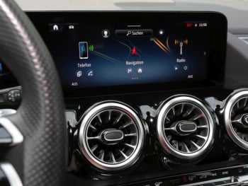 Mercedes-Benz GLA 220 4MATIC AMG Night Kamera EasyPack Keyless