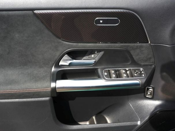 Mercedes-Benz GLA 220 4MATIC AMG Night Kamera EasyPack Keyless Mercedes-Benz GLA 220 4MATIC AMG Night Kamera EasyPack Keyless