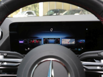 Mercedes-Benz GLA 220 4MATIC AMG Night Kamera EasyPack Keyless