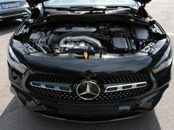 Mercedes-Benz GLA 220 4MATIC AMG Night Kamera EasyPack Keyless