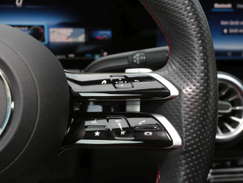 Mercedes-Benz GLA 220 4MATIC AMG Night Kamera EasyPack Keyless