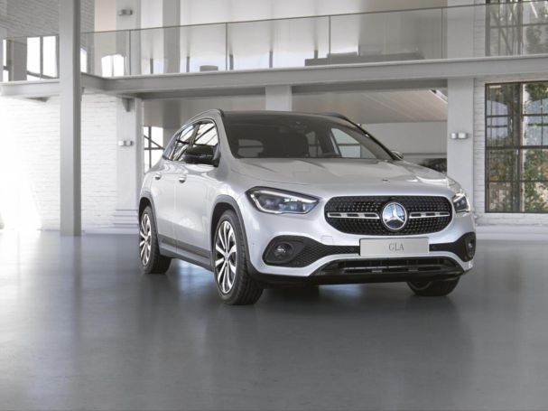 Mercedes-Benz GLA 220 d 4M Progressive Night Panorama AHK 360°