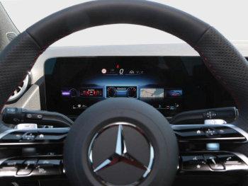 Mercedes-Benz GLA 220 d 4MATIC AMG MBUXNavi-Prem. Distronic