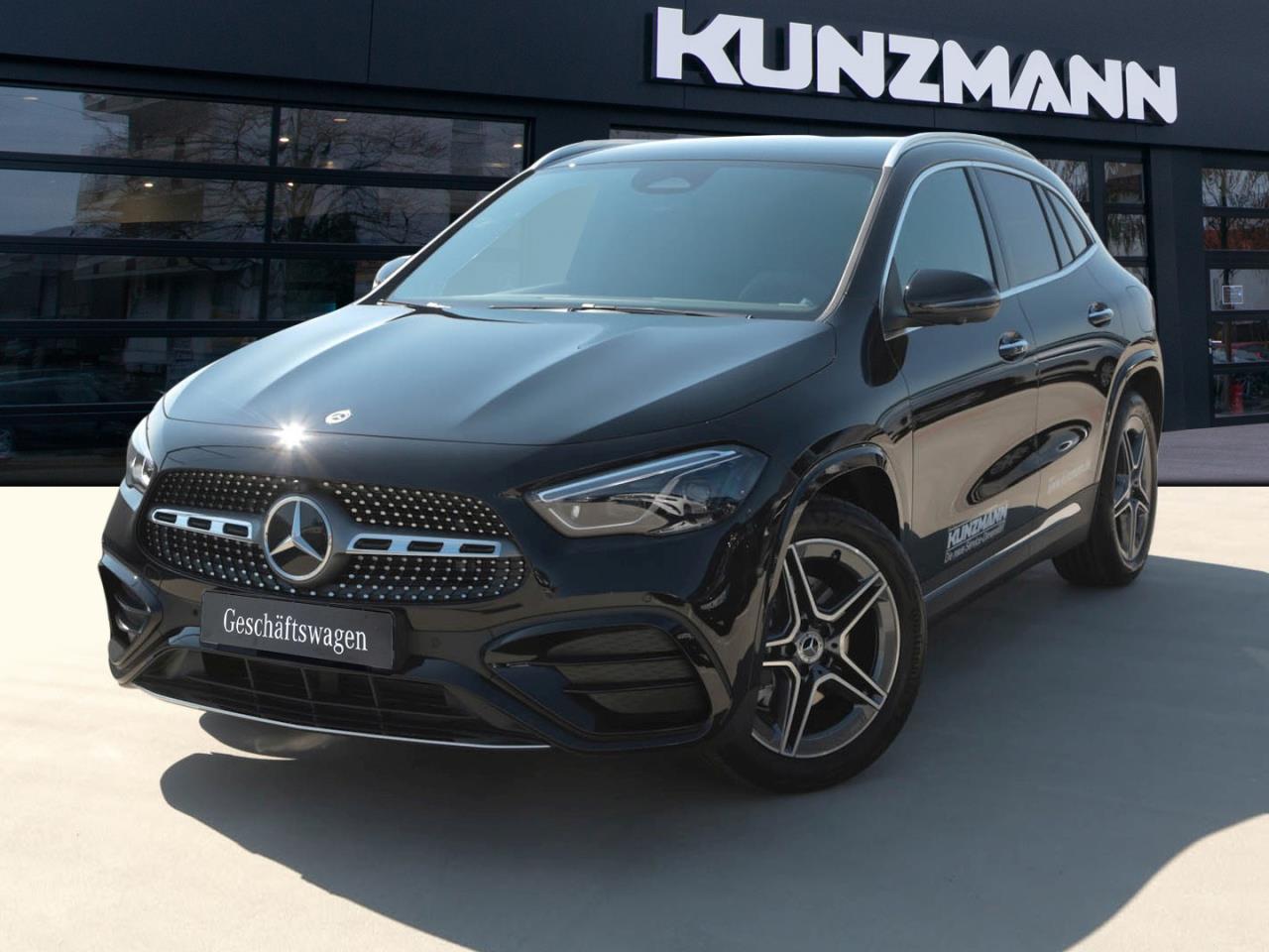 Mercedes-Benz GLA GLA 220 d 4MATIC Geländewagen / SUV kosmosschwarz