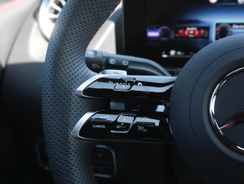 Mercedes-Benz GLA 220 d 4MATIC AMG MBUXNavi-Prem. Distronic