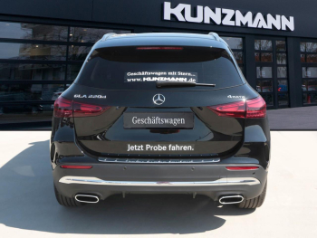 Mercedes-Benz GLA 220 d 4MATIC AMG MBUXNavi-Prem. Distronic