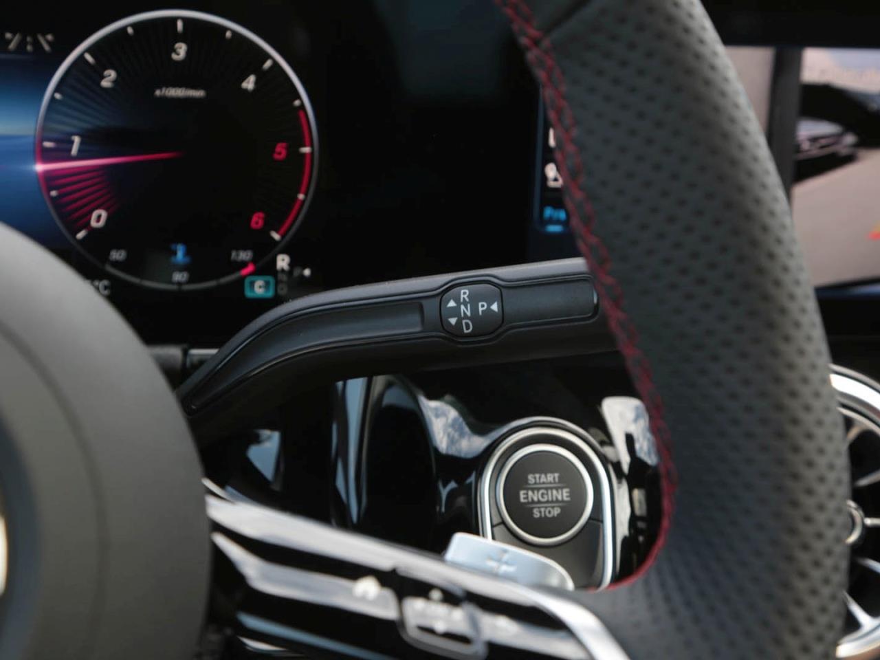 Mercedes-Benz GLA 220 d 4MATIC AMG Panorama Totwinkel AHK 360°