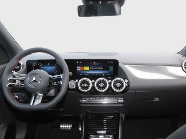 Mercedes-Benz GLA 220 d 4MATIC AMG Panorama Totwinkel AHK 360° Mercedes-Benz GLA 220 d 4MATIC AMG Panorama Totwinkel AHK 360°