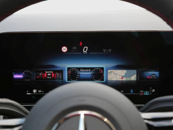 Mercedes-Benz GLA 220 d 4MATIC AMG Panorama Totwinkel AHK 360°