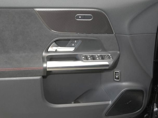 Mercedes-Benz GLA 220 d 4MATIC AMG Panorama Totwinkel AHK 360°