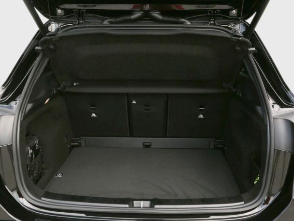Mercedes-Benz GLA 220 d 4MATIC AMG Panorama Totwinkel AHK 360° Mercedes-Benz GLA 220 d 4MATIC AMG Panorama Totwinkel AHK 360°