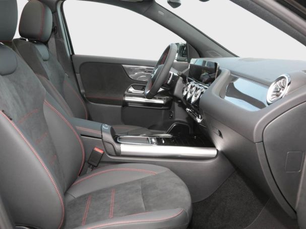 Mercedes-Benz GLA 220 d 4MATIC AMG Panorama Totwinkel AHK 360° Mercedes-Benz GLA 220 d 4MATIC AMG Panorama Totwinkel AHK 360°