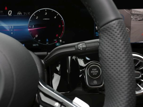 Mercedes-Benz GLA 220 d 4MATIC AMG Night Panorama AHK HUD 360° Mercedes-Benz GLA 220 d 4MATIC AMG Night Panorama AHK HUD 360°