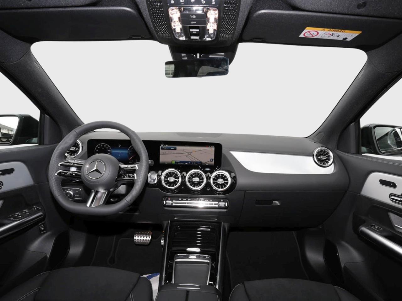 Mercedes-Benz GLA 220 d 4MATIC AMG Night Panorama AHK HUD 360°