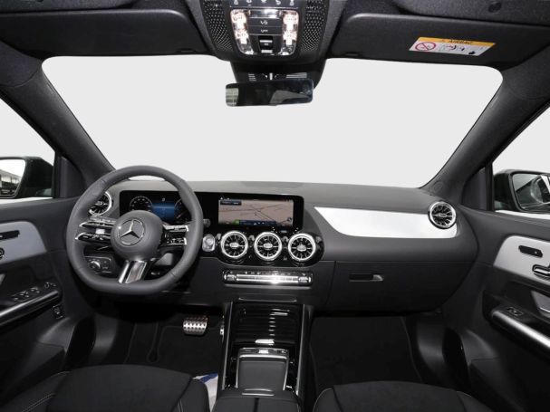 Mercedes-Benz GLA 220 d 4MATIC AMG Night Panorama AHK HUD 360° Mercedes-Benz GLA 220 d 4MATIC AMG Night Panorama AHK HUD 360°