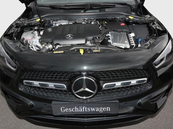 Mercedes-Benz GLA 220 d 4MATIC AMG Night Panorama AHK HUD 360° Mercedes-Benz GLA 220 d 4MATIC AMG Night Panorama AHK HUD 360°