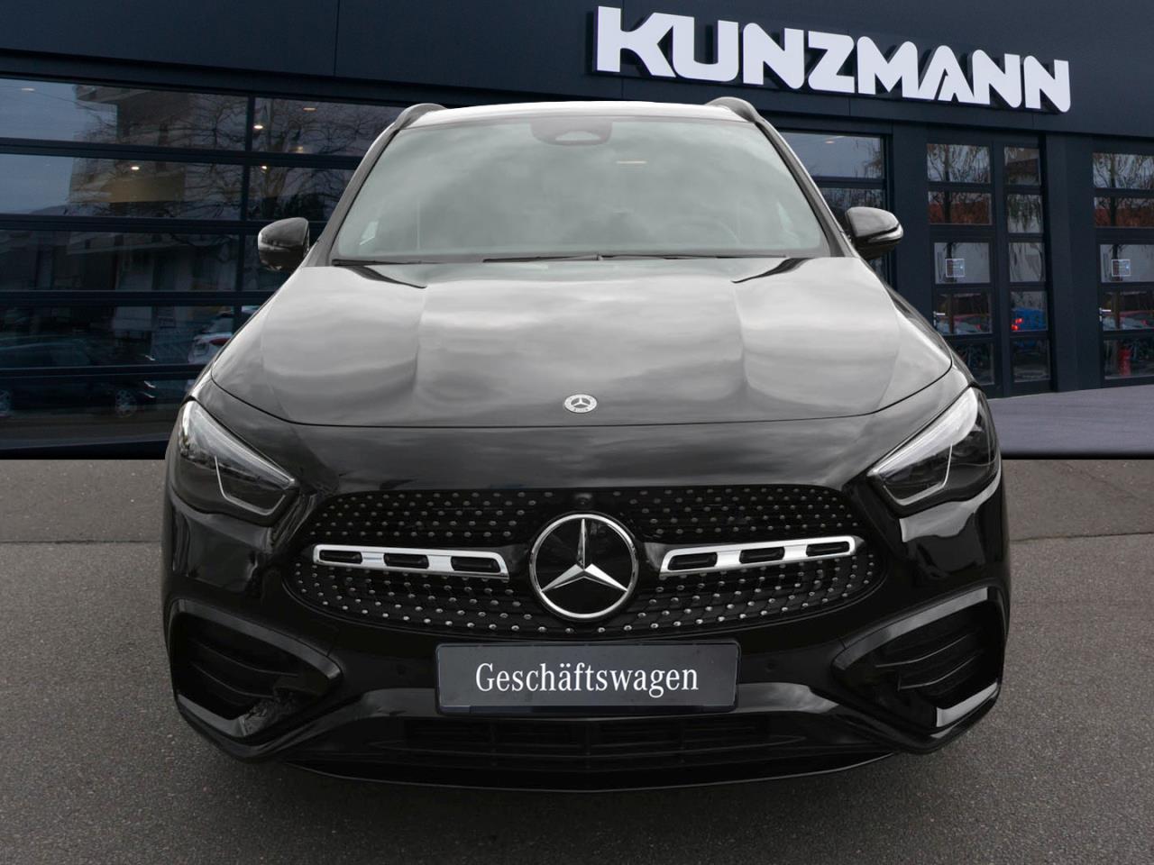 Mercedes-Benz GLA 220 d 4MATIC AMG Night Panorama AHK HUD 360°