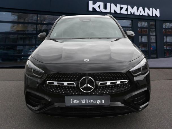 Mercedes-Benz GLA 220 d 4MATIC AMG Night Panorama AHK HUD 360° Mercedes-Benz GLA 220 d 4MATIC AMG Night Panorama AHK HUD 360°