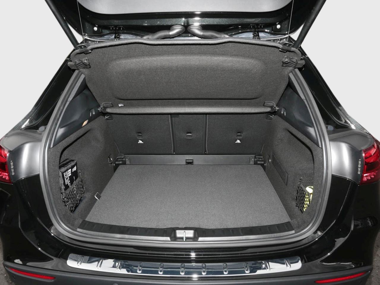 Mercedes-Benz GLA 220 d 4MATIC AMG Night Panorama AHK HUD 360°