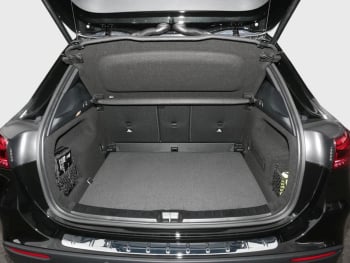 Mercedes-Benz GLA 220 d 4MATIC AMG Night Panorama AHK HUD 360°