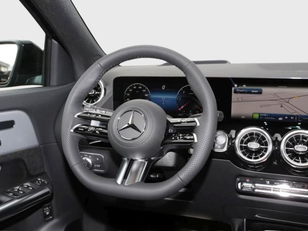 Mercedes-Benz GLA 220 d 4MATIC AMG Night Panorama AHK HUD 360° Mercedes-Benz GLA 220 d 4MATIC AMG Night Panorama AHK HUD 360°