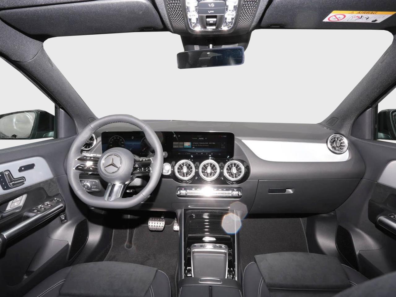 Mercedes-Benz GLA 220 d 4MATIC AMG NIght 360° Panorama HeadUp