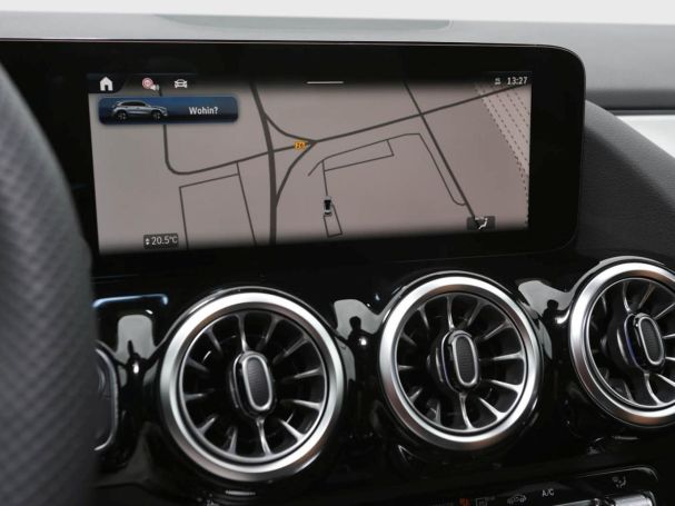 Mercedes-Benz GLA 220 d 4MATIC AMG NIght 360° Panorama HeadUp Mercedes-Benz GLA 220 d 4MATIC AMG NIght 360° Panorama HeadUp