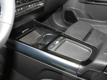 Mercedes-Benz GLA 220 d 4MATIC AMG NIght 360° Panorama HeadUp