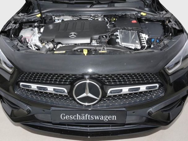 Mercedes-Benz GLA 220 d 4MATIC AMG NIght 360° Panorama HeadUp Mercedes-Benz GLA 220 d 4MATIC AMG NIght 360° Panorama HeadUp