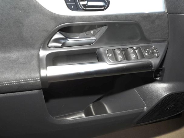 Mercedes-Benz GLA 220 d 4MATIC AMG NIght 360° Panorama HeadUp