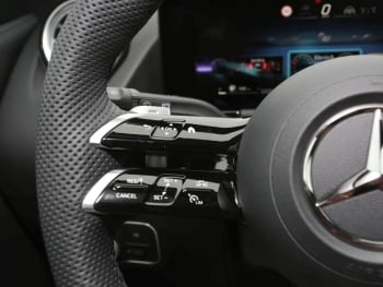 Mercedes-Benz GLA 220 d 4MATIC AMG NIght 360° Panorama HeadUp