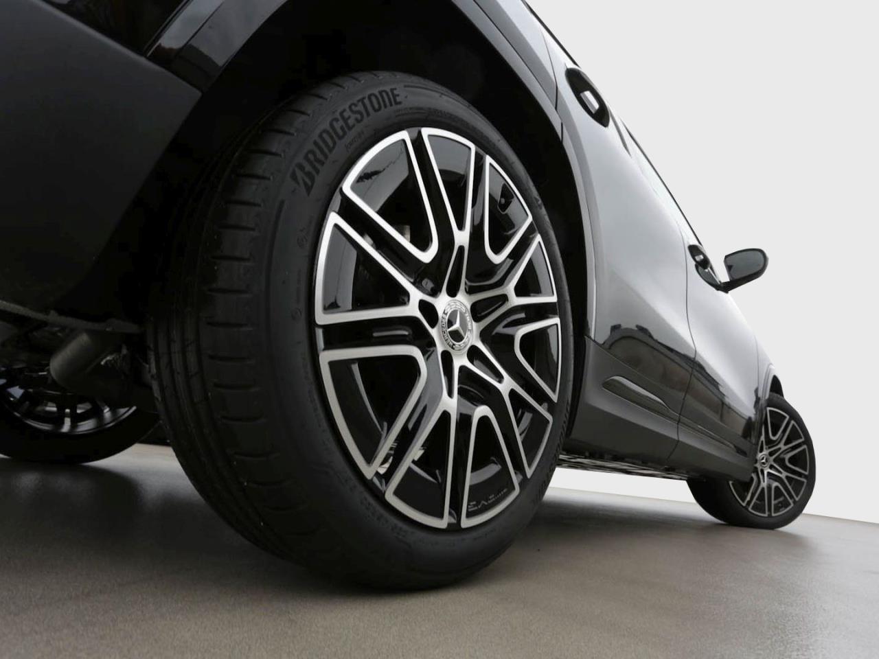 Mercedes-Benz GLA 220 d 4MATIC AMG NIght 360° Panorama HeadUp