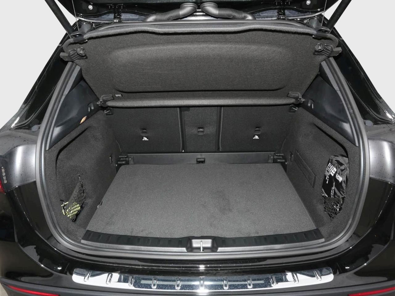 Mercedes-Benz GLA 220 d 4MATIC AMG NIght 360° Panorama HeadUp