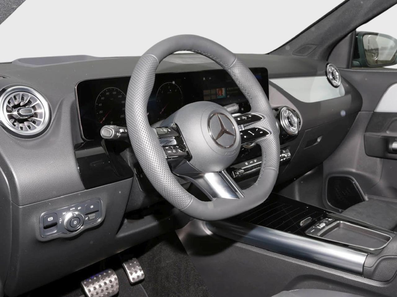 Mercedes-Benz GLA 220 d 4MATIC AMG NIght 360° Panorama HeadUp