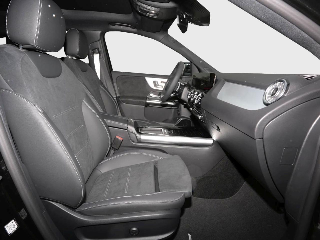 Mercedes-Benz GLA 220 d 4MATIC AMG NIght 360° Panorama HeadUp