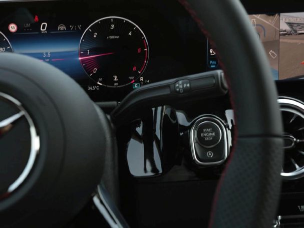 Mercedes-Benz GLA 220 d 4MATIC AMG Panorama Distronic AHK 360°