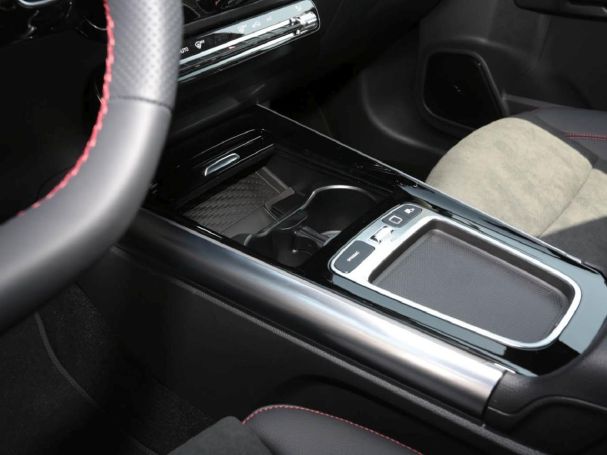 Mercedes-Benz GLA 220 d 4MATIC AMG Panorama Distronic AHK 360° Mercedes-Benz GLA 220 d 4MATIC AMG Panorama Distronic AHK 360°