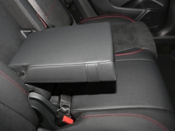 Mercedes-Benz GLA 220 d 4MATIC AMG Panorama Distronic AHK 360°