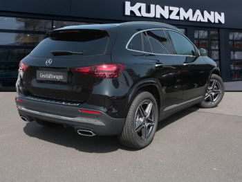 Mercedes-Benz GLA 220 d 4MATIC AMG Panorama Distronic AHK 360°