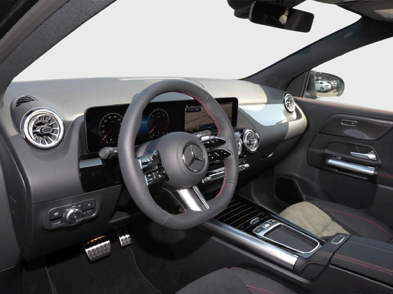 Mercedes-Benz GLA 220 d 4MATIC AMG Panorama Distronic AHK 360° Mercedes-Benz GLA 220 d 4MATIC AMG Panorama Distronic AHK 360°