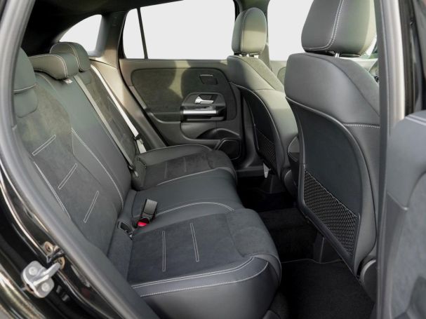 Mercedes-Benz GLA 220 d 4MATIC AMG Night Distronic Panorama