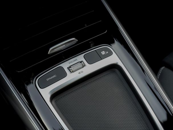 Mercedes-Benz GLA 220 d 4MATIC AMG Night Distronic Panorama