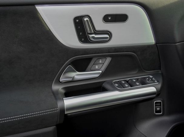 Mercedes-Benz GLA 220 d 4MATIC AMG Night Distronic Panorama