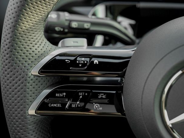 Mercedes-Benz GLA 220 d 4MATIC AMG Night Distronic Panorama